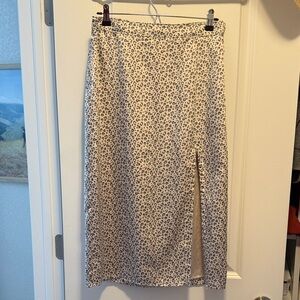Abercrombie & Fitch Cream and leopard print Midi Skirt with slit